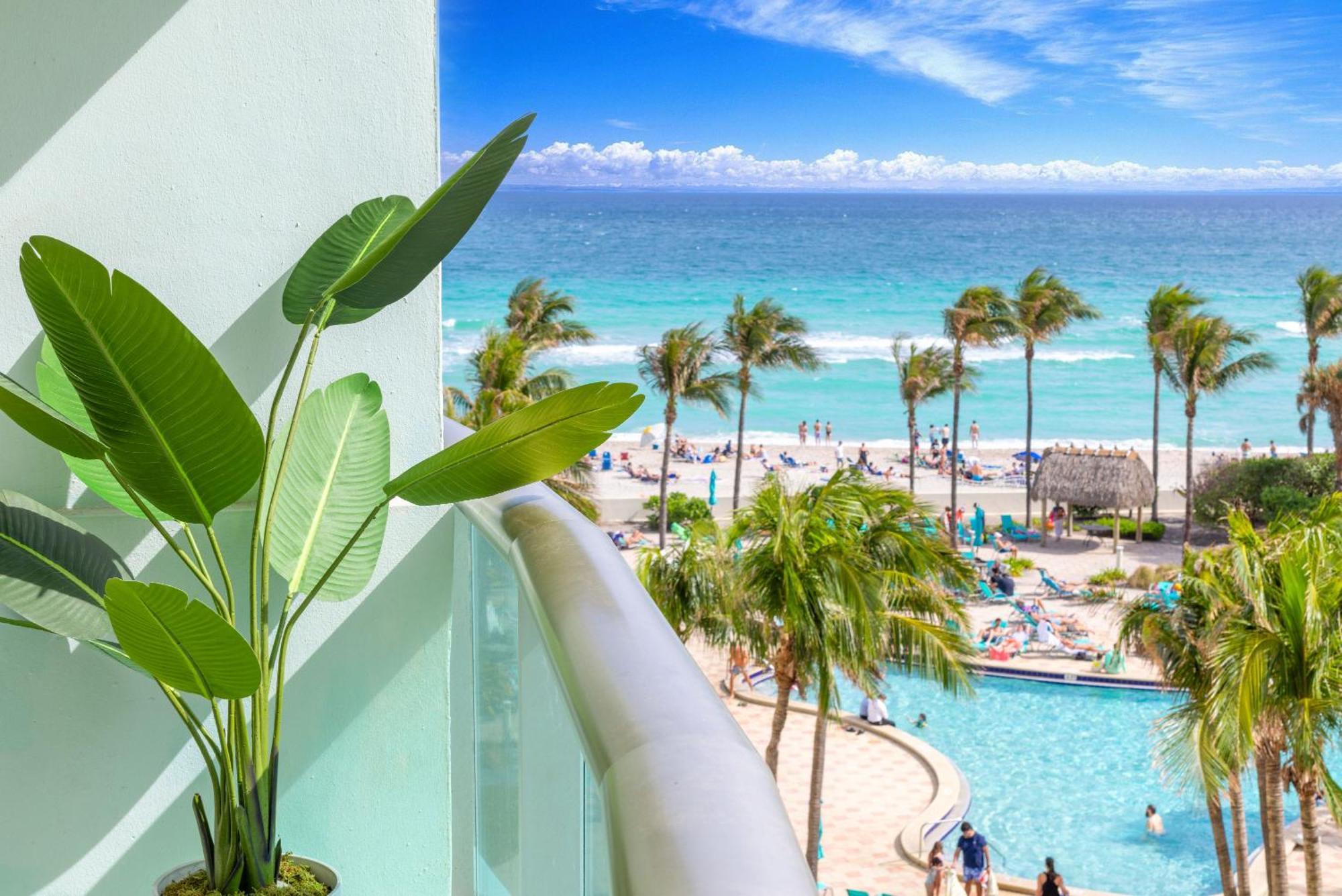 Modern 1 Bdr Oceanview With Direct Beach Access! Hollywood Zewnętrze zdjęcie